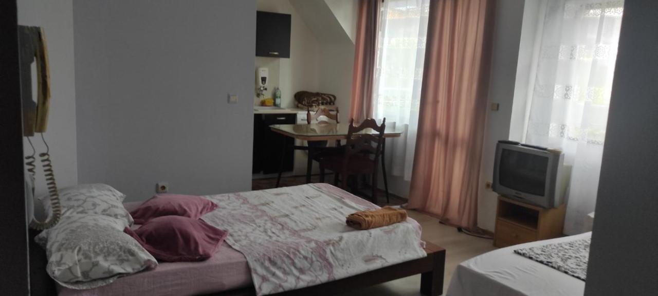 Apartment Ivaylo Varna ภายนอก รูปภาพ